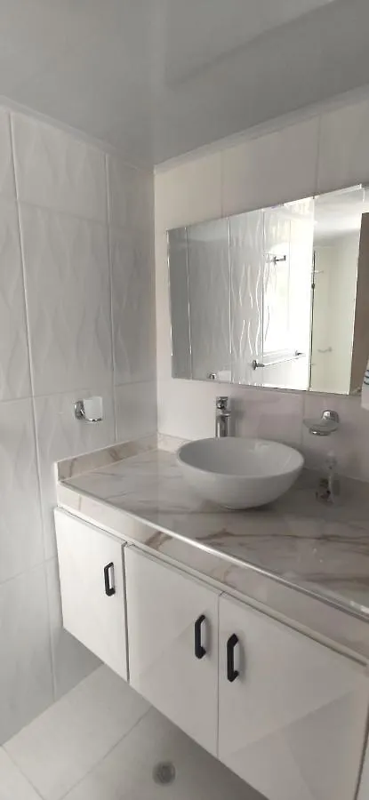 Apartment La Mansion Bello Apto En El Rodadero Al Lado De Centro Comercial Arrecife Santa Marta  Colombia